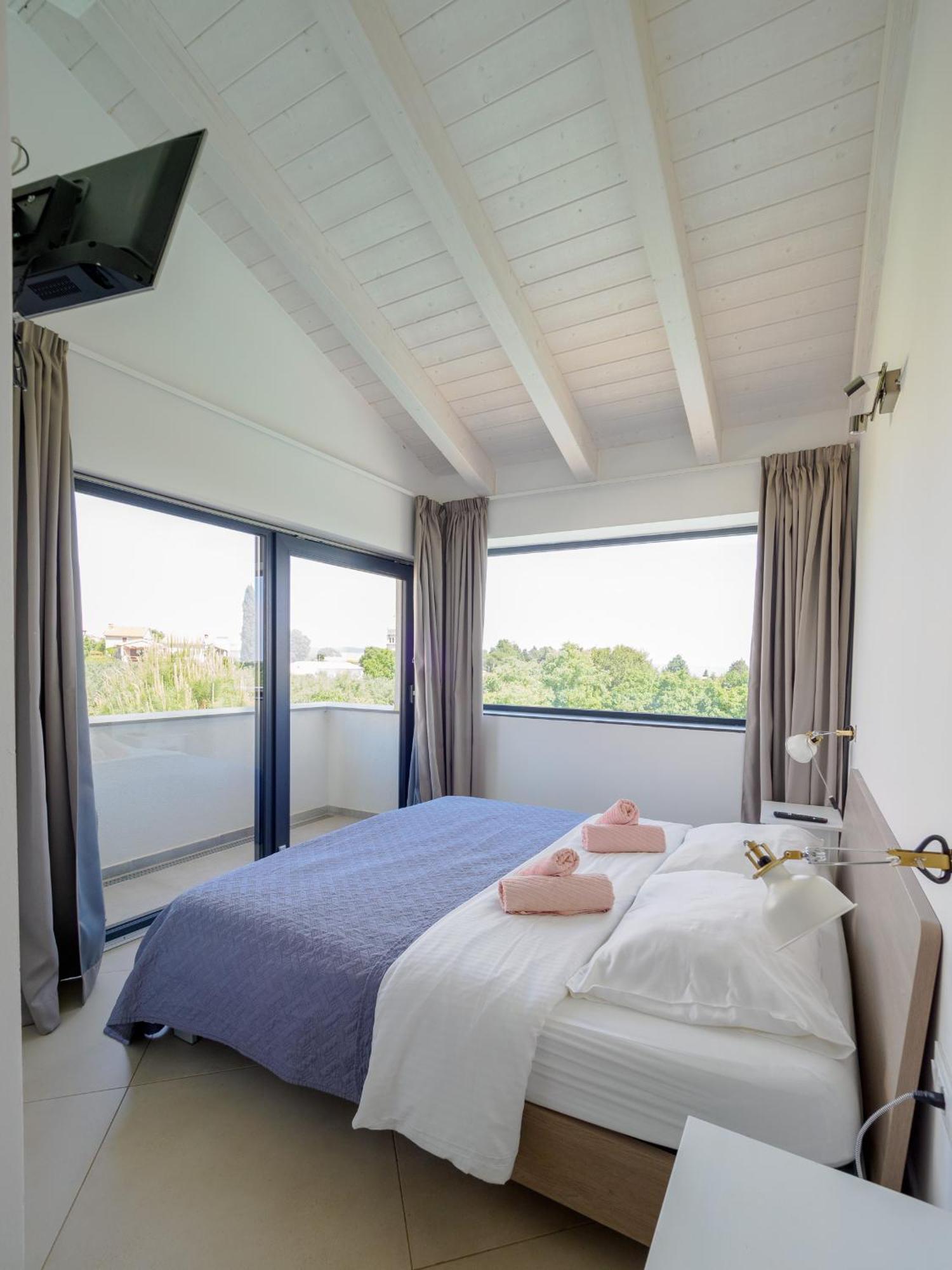 Sea view Villa Sun Sea&Fire Krnica Esterno foto